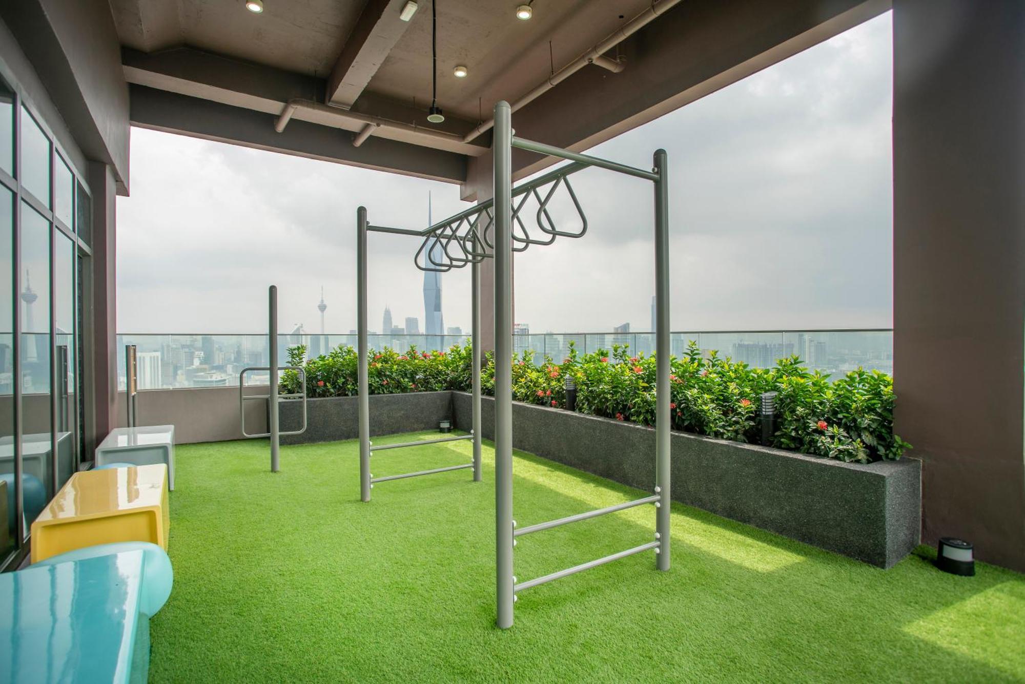 Riveria City Near Kl Sentral With 118 View Sky Infinity Pool By Cobnb Kuala Lumpur Exterior foto
